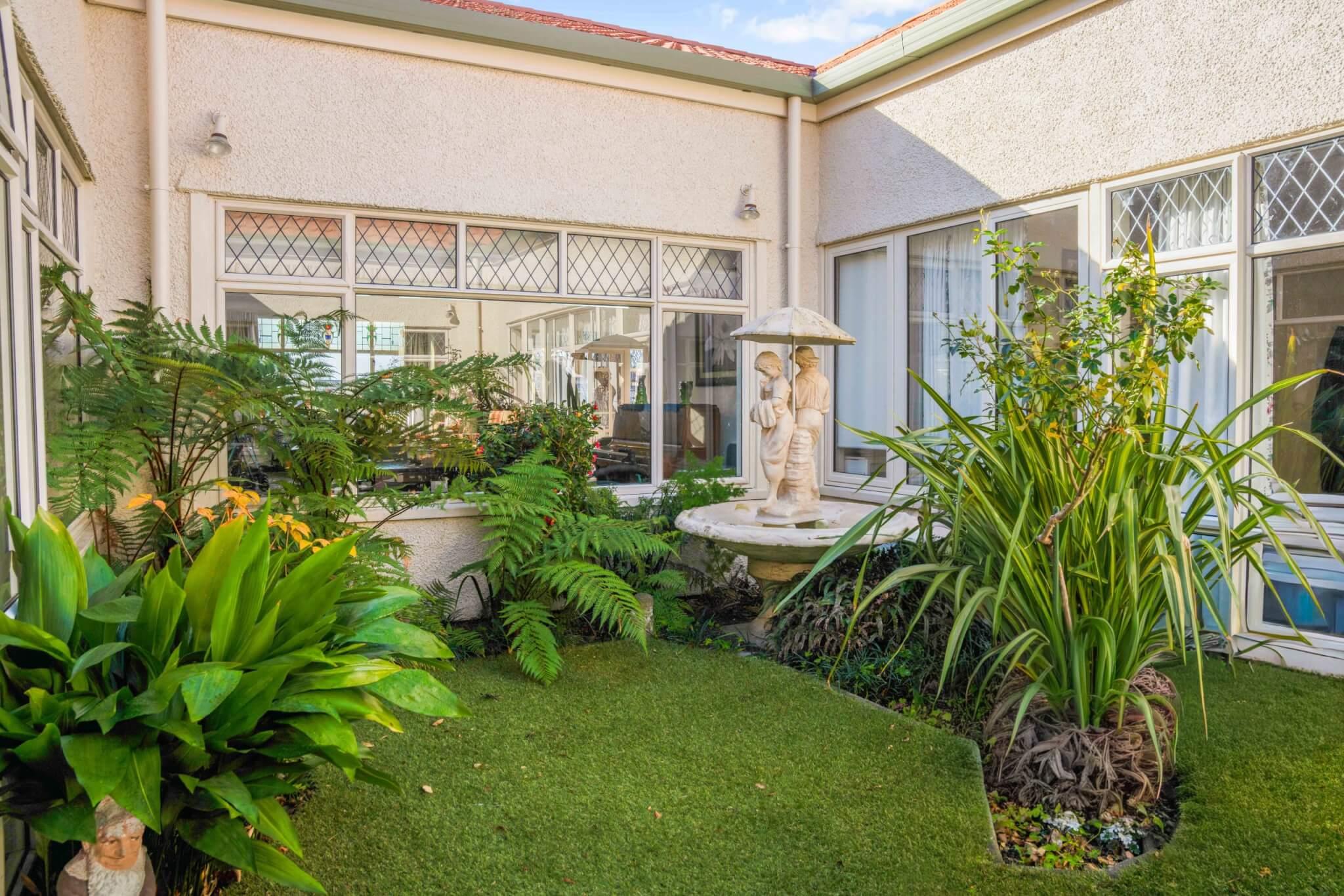 Eversley Garden Internal
