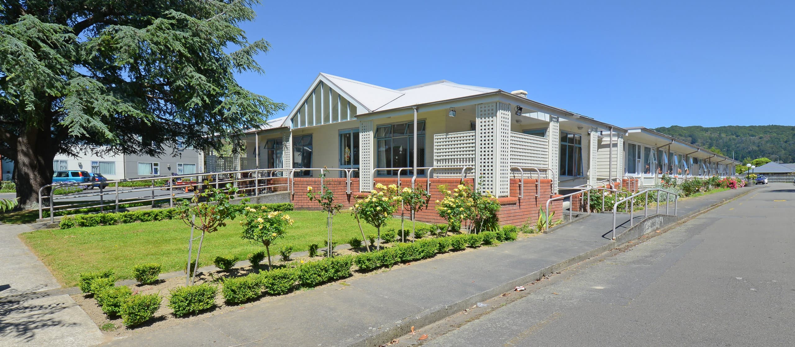 Elderslea front entrance with accessible ramps
