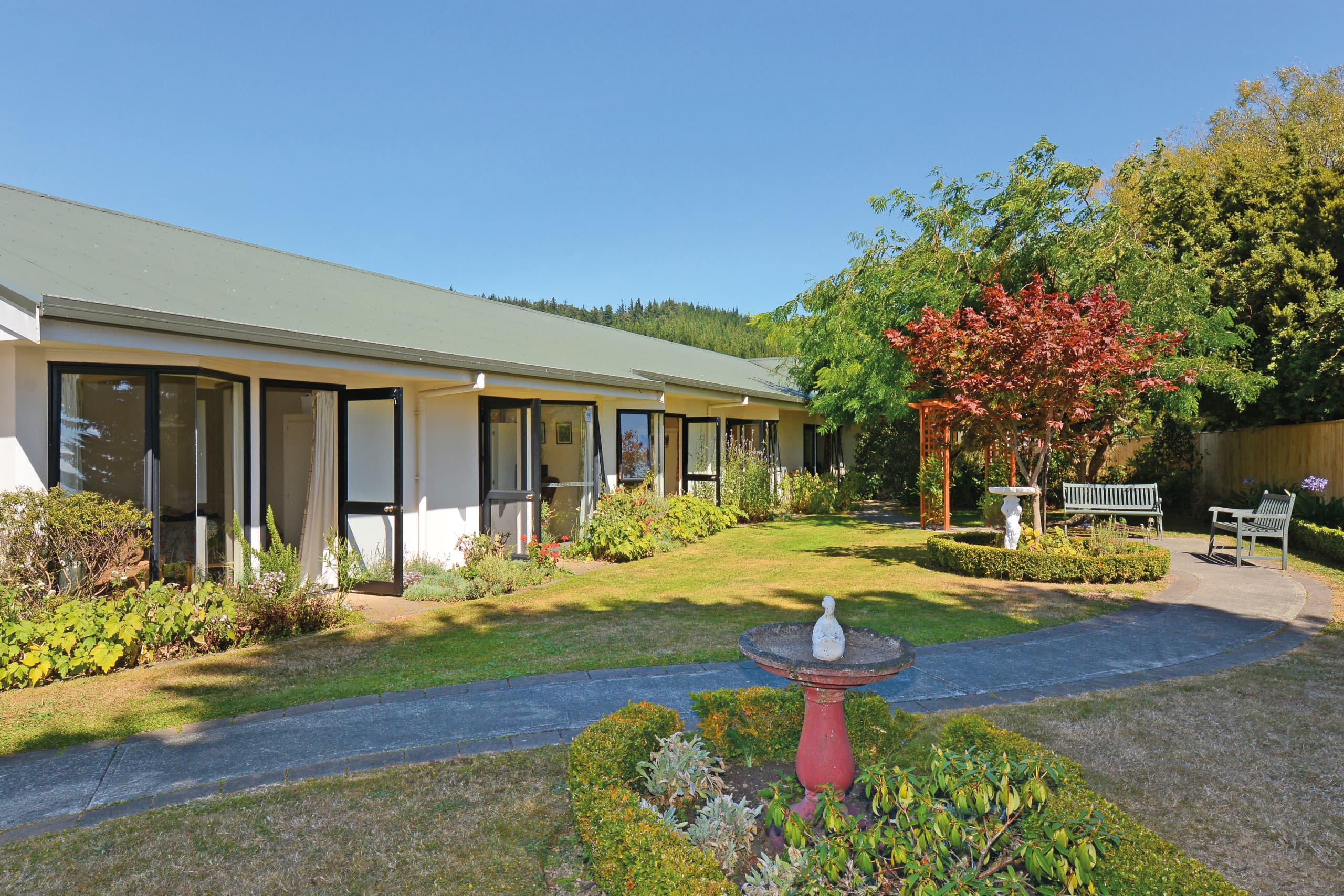 Heretaunga outside gardens with bird bath