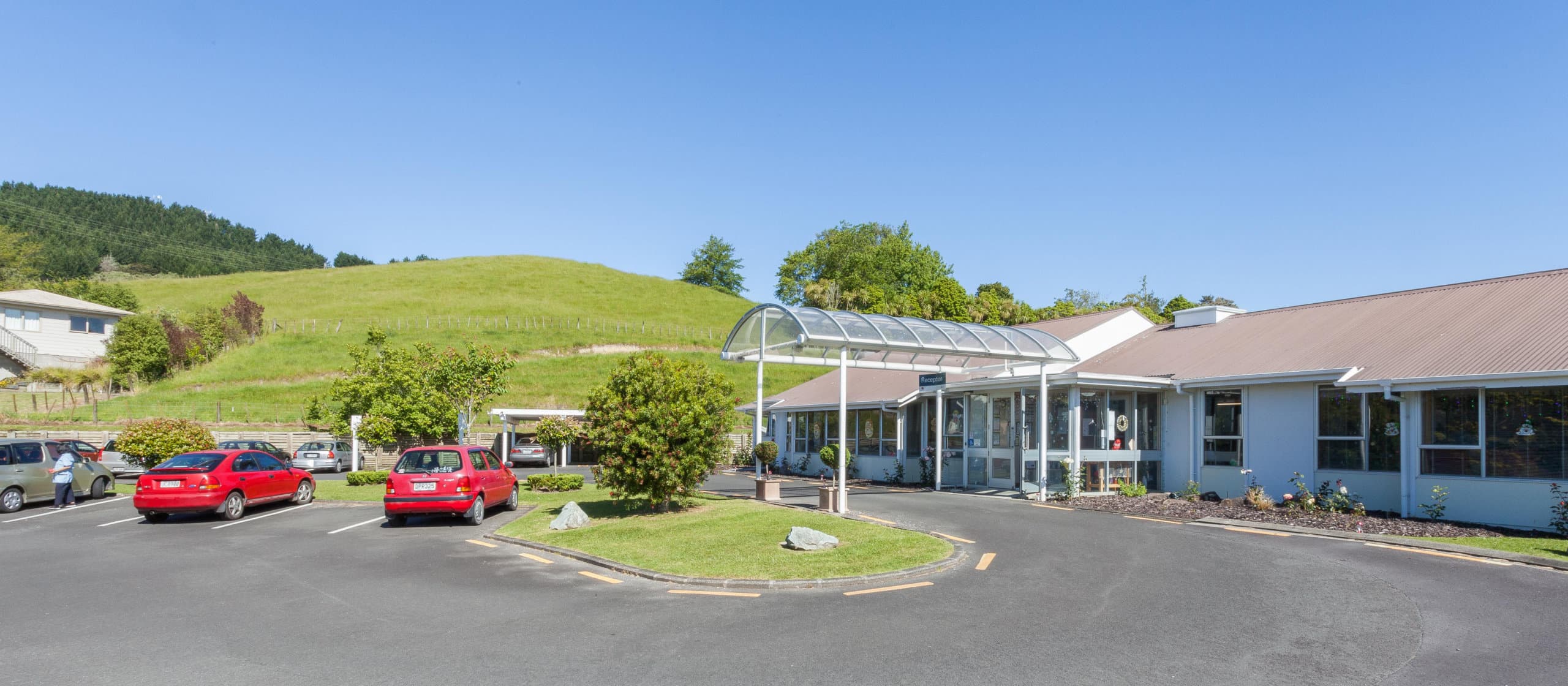 Ohinemuri front entrance with parking