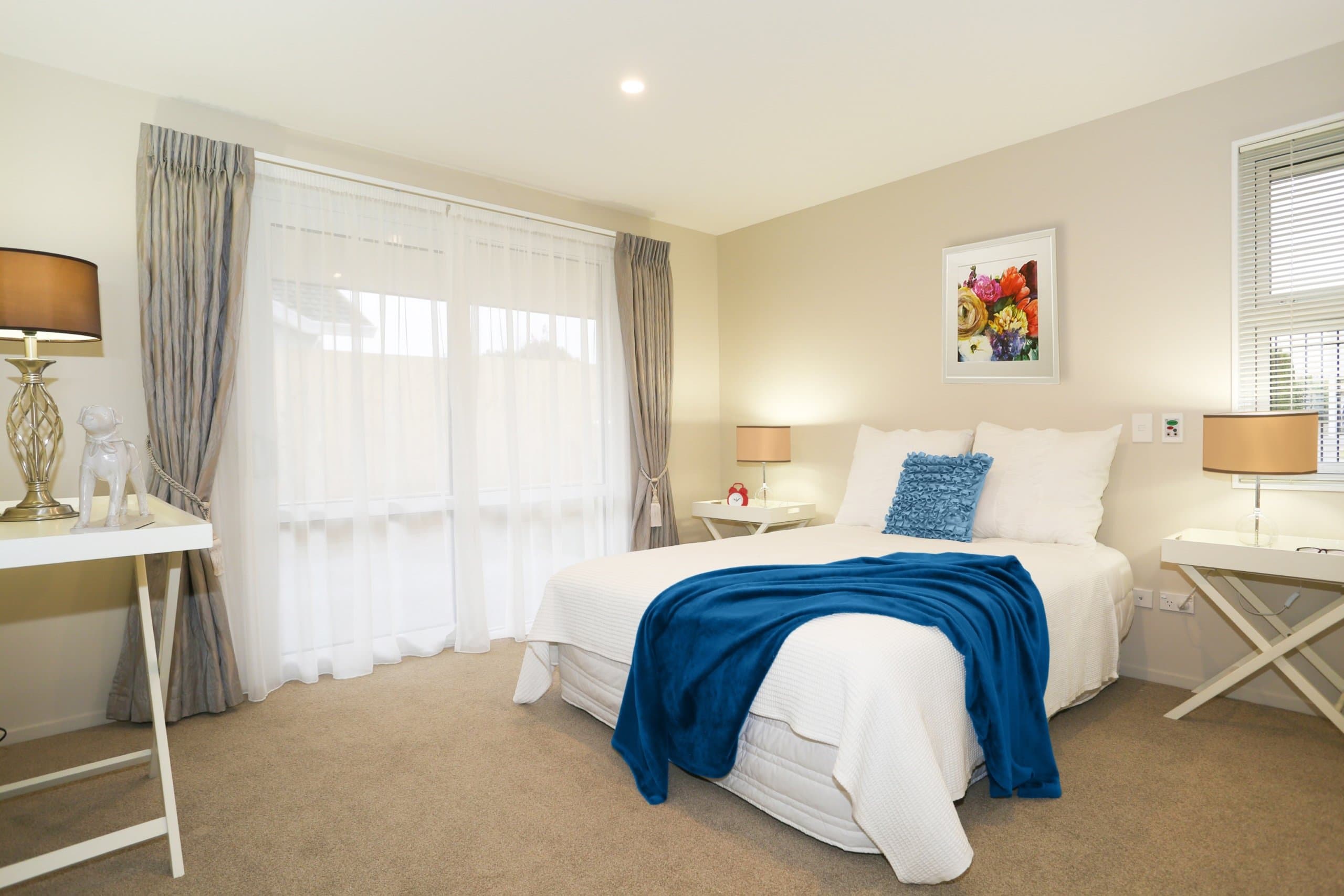 Elderslea retirement villa bedroom