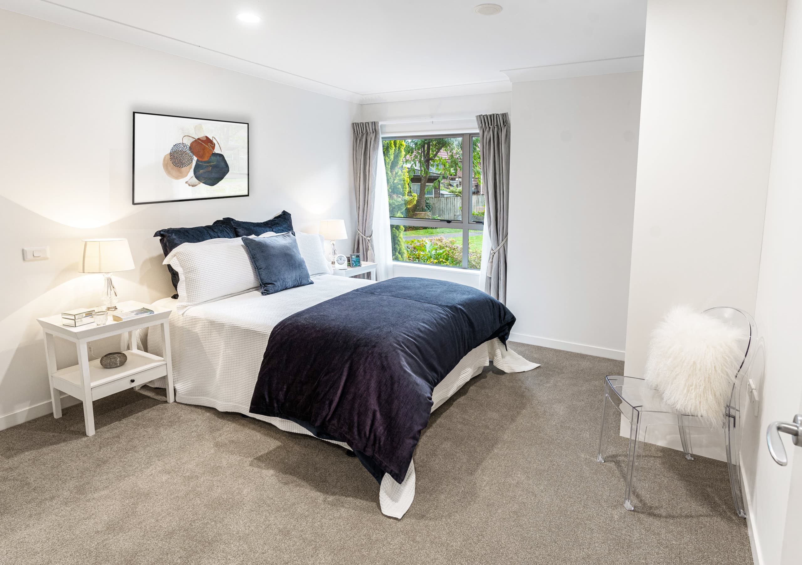 Lady Allum Apartment bedroom